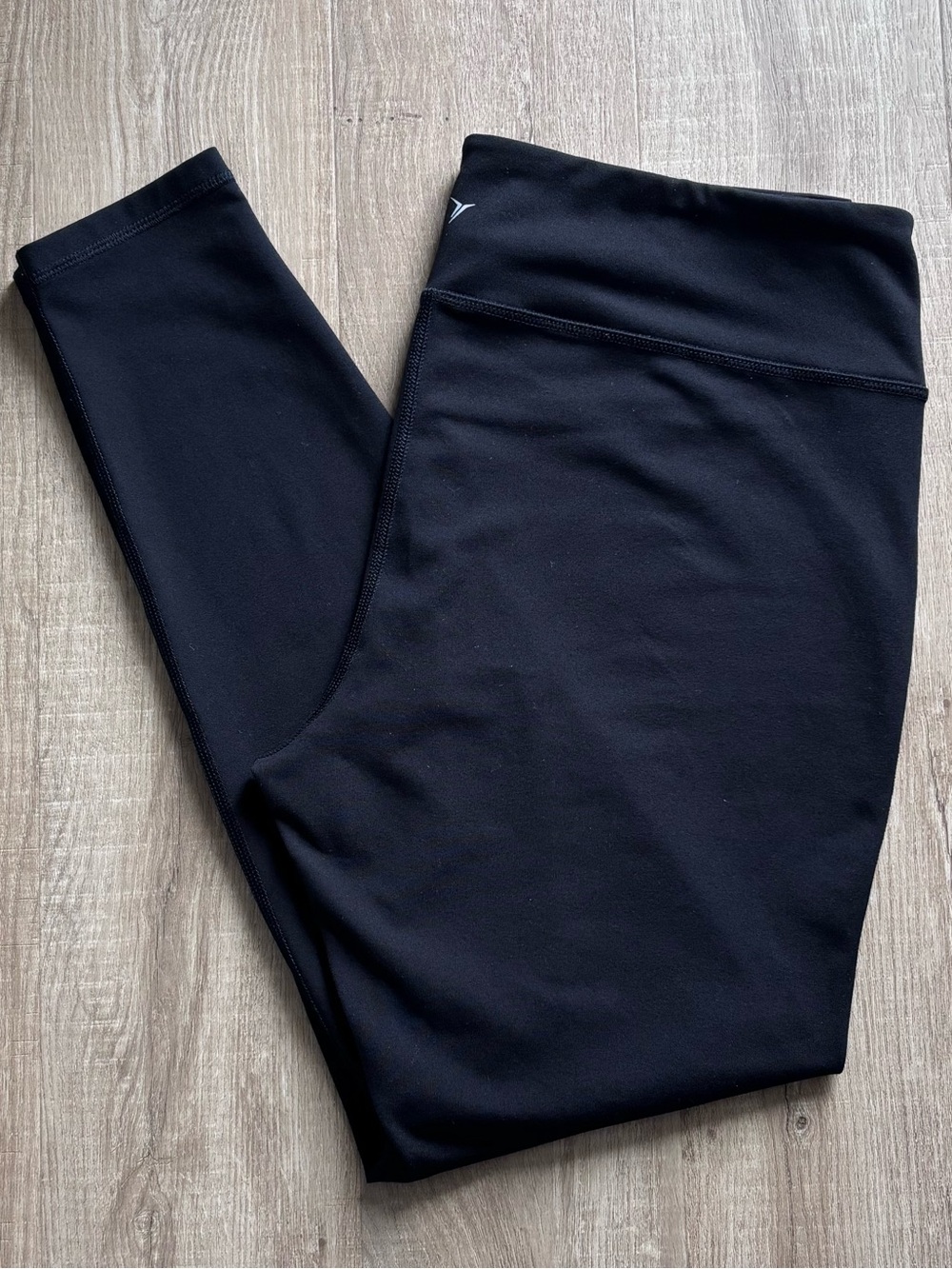 Old Navy Active Black Leggings 27”